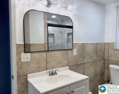 414 15th Avenue - Photo Thumbnail 11