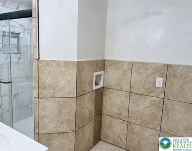 414 15th Avenue - Photo Thumbnail 8