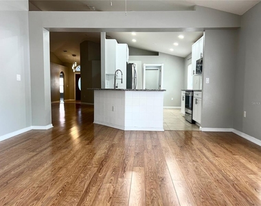 17010 Torvest Court - Photo Thumbnail 7