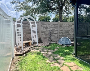 17010 Torvest Court - Photo Thumbnail 32