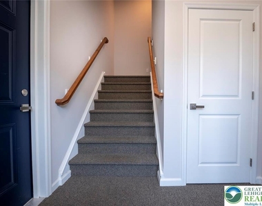 803 Atlantic Street - Photo Thumbnail 4
