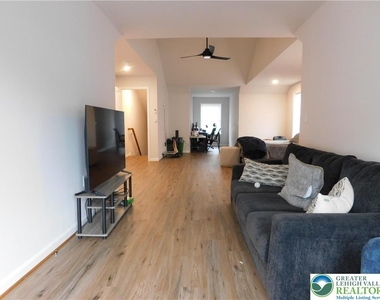 803 Atlantic Street - Photo Thumbnail 31