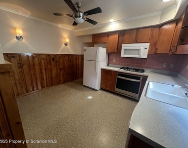 956 Meade Avenue - Photo Thumbnail 3