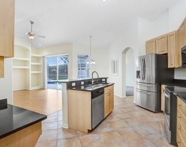 10227 Quails Landing Avenue - Photo Thumbnail 14