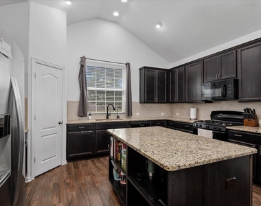 31918 Mckinley Run Drive - Photo Thumbnail 4