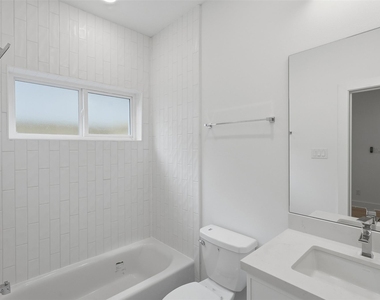 904 Kern Street - Photo Thumbnail 11