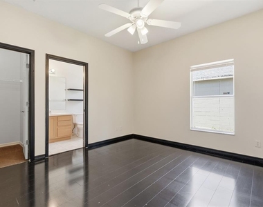 2115 Salem Avenue N - Photo Thumbnail 11