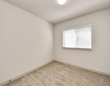 2339 Argos Drive - Photo Thumbnail 32