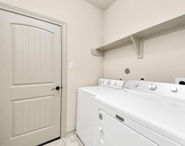2339 Argos Drive - Photo Thumbnail 29