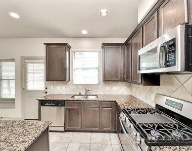 2339 Argos Drive - Photo Thumbnail 16