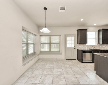 2339 Argos Drive - Photo Thumbnail 9