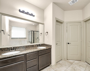 2339 Argos Drive - Photo Thumbnail 26