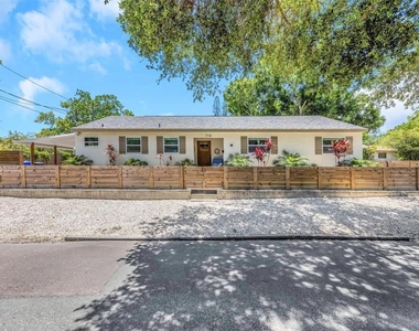 710 31st Avenue N - Photo Thumbnail 6
