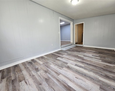 4637 Harbor View Drive - Photo Thumbnail 3