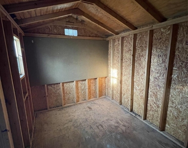 2915 Garden Lane - Photo Thumbnail 18