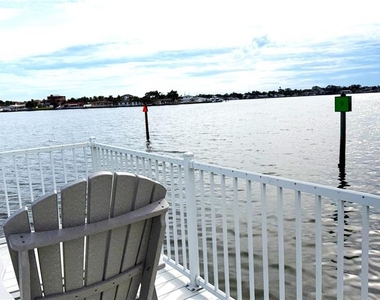 1859 Shore Drive S - Photo Thumbnail 24