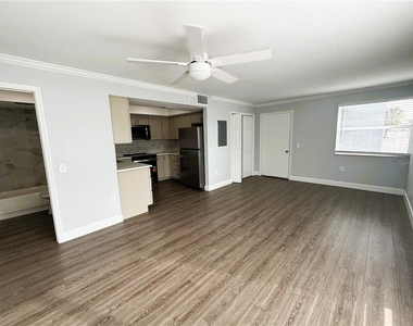 1859 Shore Drive S - Photo Thumbnail 4