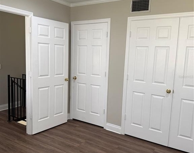 1301 S Howard Avenue - Photo Thumbnail 12