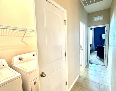 7684 Stonebrook Circle - Photo Thumbnail 14