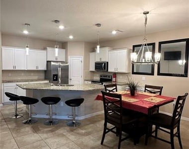 7684 Stonebrook Circle - Photo Thumbnail 11