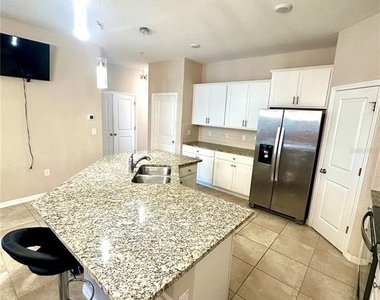 7684 Stonebrook Circle - Photo Thumbnail 9