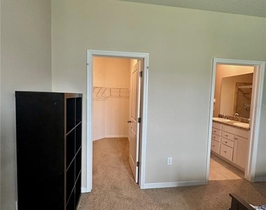 7684 Stonebrook Circle - Photo Thumbnail 19