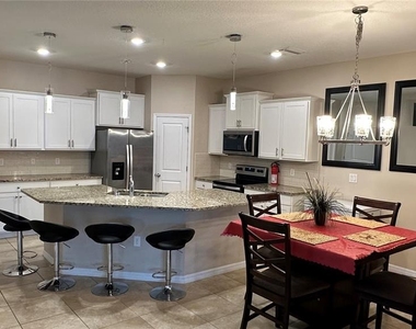 7684 Stonebrook Circle - Photo Thumbnail 8