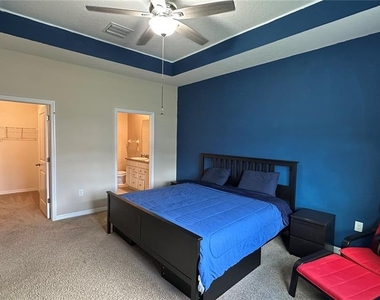 7684 Stonebrook Circle - Photo Thumbnail 18