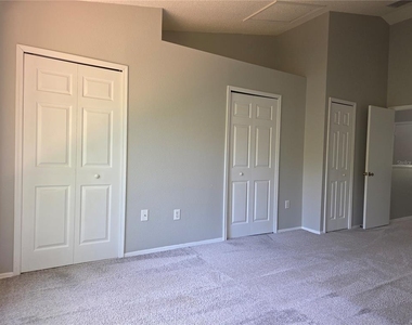 8664 Hunters Key Circle - Photo Thumbnail 16