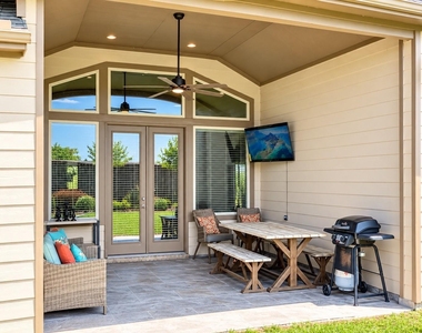 1218 Hidden Grove Lane - Photo Thumbnail 20