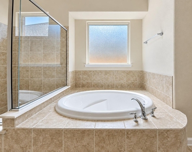 1218 Hidden Grove Lane - Photo Thumbnail 15