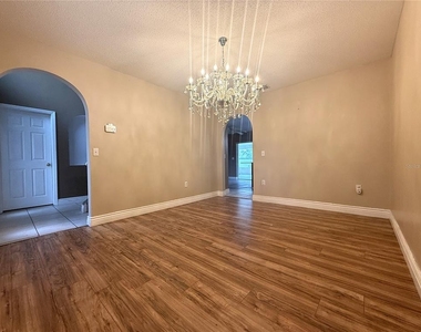 1664 Settlers Creek Way - Photo Thumbnail 5