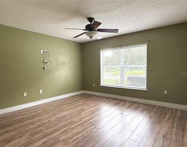 1664 Settlers Creek Way - Photo Thumbnail 10