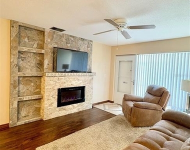 4355 Tahitian Gardens Circle - Photo Thumbnail 2
