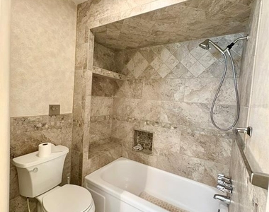 4355 Tahitian Gardens Circle - Photo Thumbnail 8