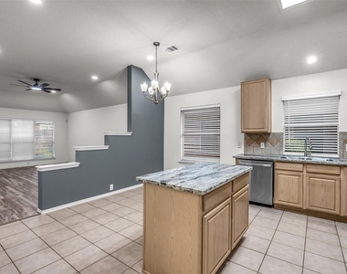 11934 Leaf Oak Drive - Photo Thumbnail 8