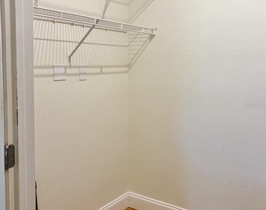 1810 E Palm Avenue - Photo Thumbnail 14