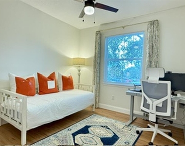 1810 E Palm Avenue - Photo Thumbnail 12