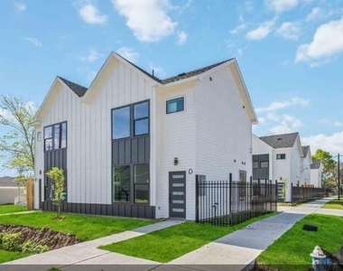4501 Newberry Street - Photo Thumbnail 1