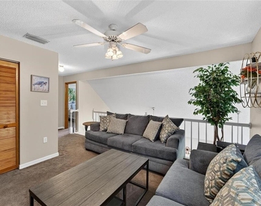 3612 Pine Knot Drive - Photo Thumbnail 12
