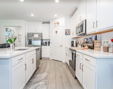 10857 Rustic Eve Court - Photo Thumbnail 6