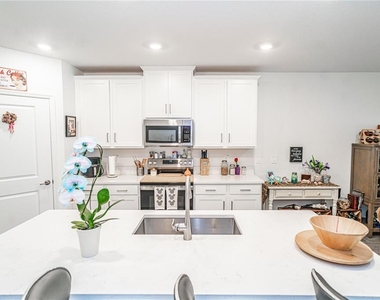 10857 Rustic Eve Court - Photo Thumbnail 5