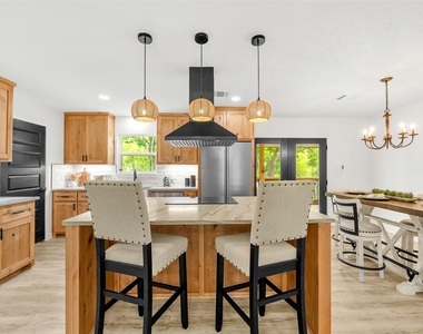 90 Coolcrest Drive - Photo Thumbnail 14