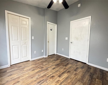 6339 Osprey Lake Circle - Photo Thumbnail 15