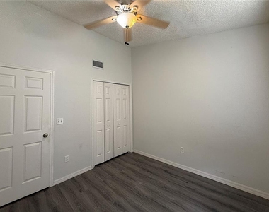 6339 Osprey Lake Circle - Photo Thumbnail 4