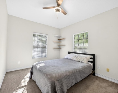 864 17th Ave N - Photo Thumbnail 17