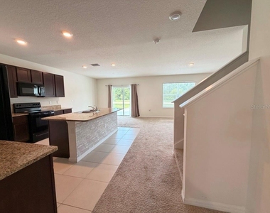 7060 Silverado Ranch Boulevard - Photo Thumbnail 4