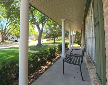 1115 Newport Boulevard - Photo Thumbnail 23