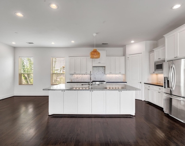 1822 Mcilhenny Street - Photo Thumbnail 12