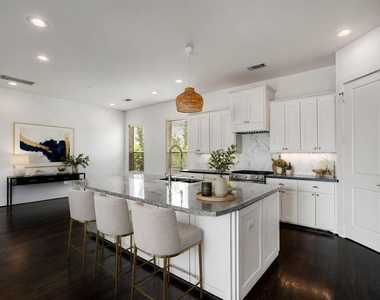 1822 Mcilhenny Street - Photo Thumbnail 3